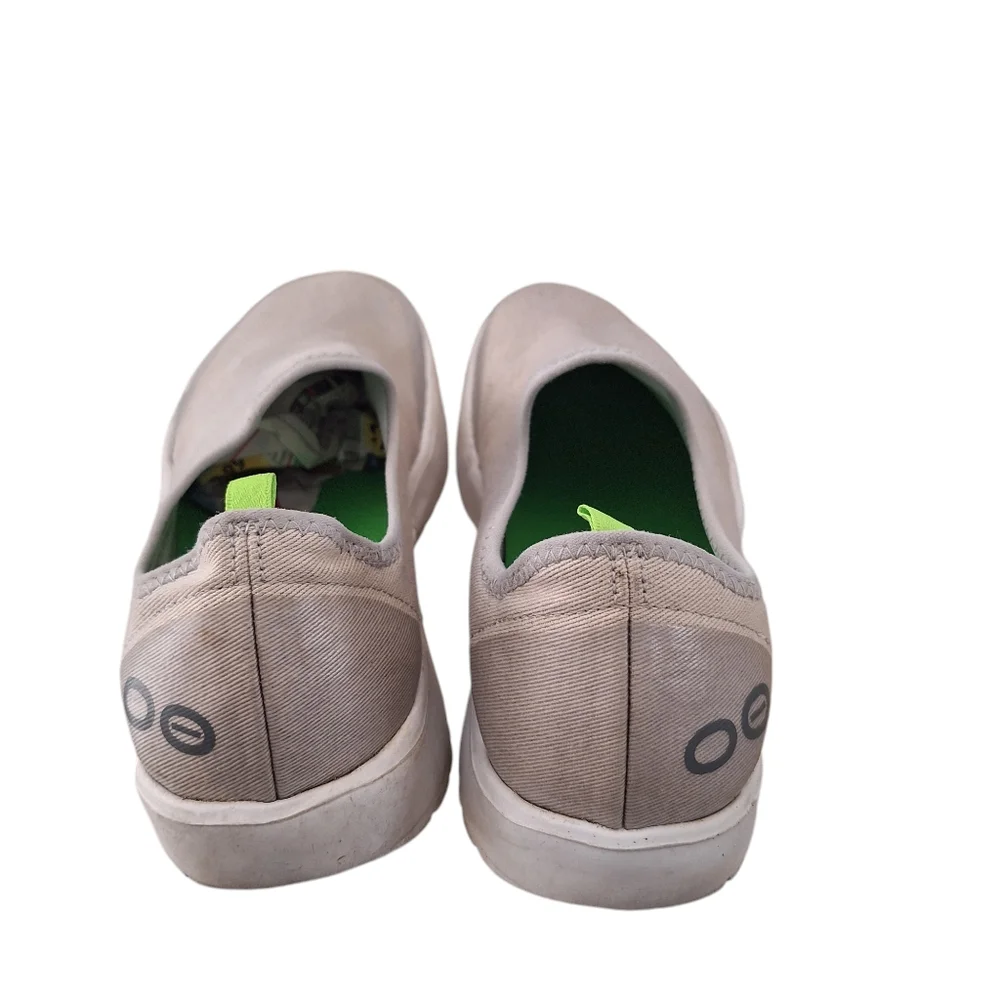 OOFOS OOmg Eezee Tan Khaki Canvas Slip On Recovery Sneakers Women's sz9